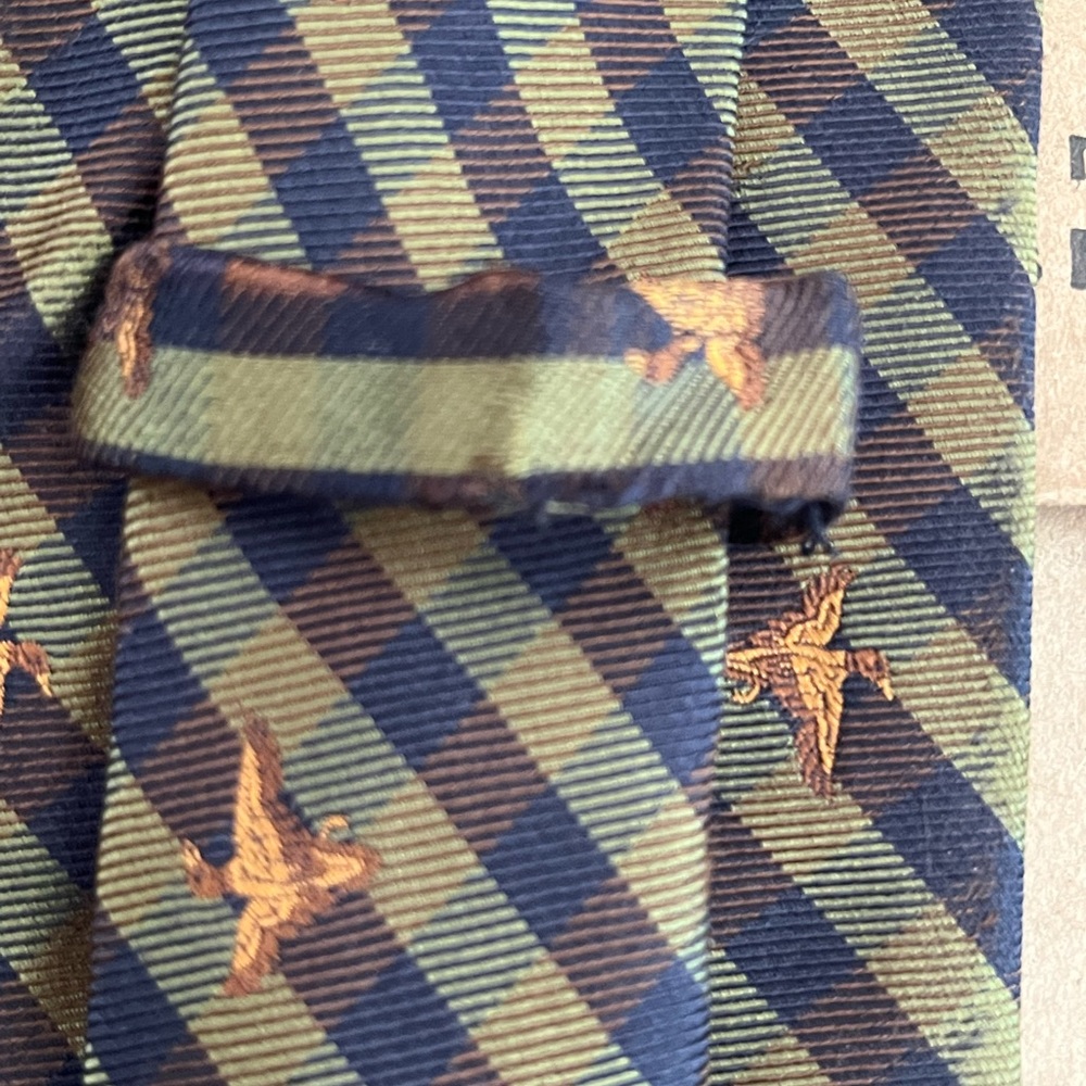 Tie - Picture 3 of 6